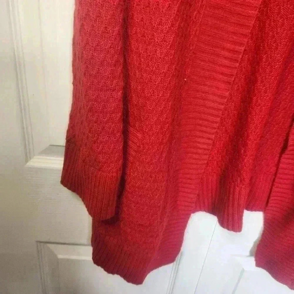 Talbot Woman's Plus  Size Red Cardigan Size 2x - Picture 4 of 9